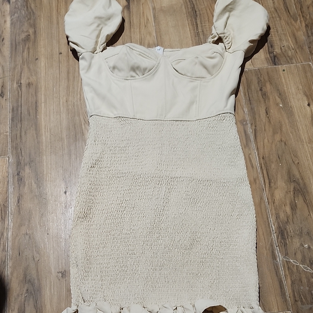 Elegant Cream Women's Dress